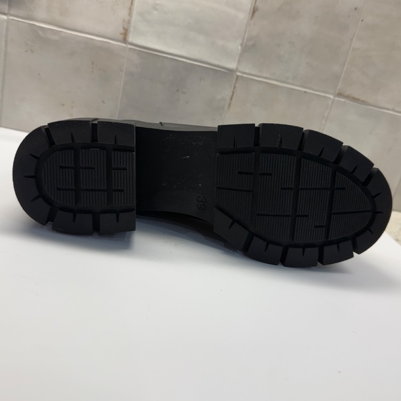 Helene Rouge Black Leather Chunky Chelsea Boot 39 NEW - Picture 7 of 8